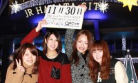 2012年11月30日「オートフォーカスカメラの日」、本日の美人カレンダーは 佐藤友紀さん、山本遥菜さん、梅田彩華さん、中村美友さん 