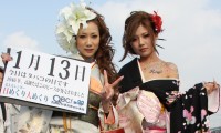 2012年1月13日「たばこの日」、本日の美人カレンダーは宮崎楓さんと水島梨乃さん 