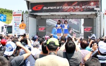 熱い！暑い！昨日（31日）の日本一の気温を記録した日田のオートポリスで「スーパーGT」開催中！『動フォトガールズ』もいます！