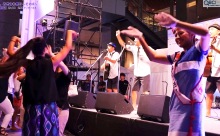 動画】沖縄の3人組バンド「きいやま商店」のライブ5曲＠博多だけど おきなわ祭り