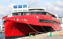 パナマ船籍の新型高速船「クイーンビートル」！福岡県の世界遺産遊覧ツアーでデビュー！